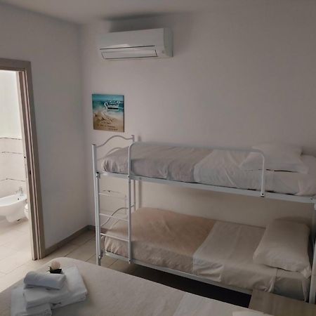 Al Mare Da Francesca Hotel Olbia Bagian luar foto