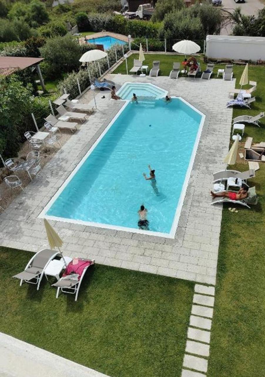 Al Mare Da Francesca Hotel Olbia Bagian luar foto