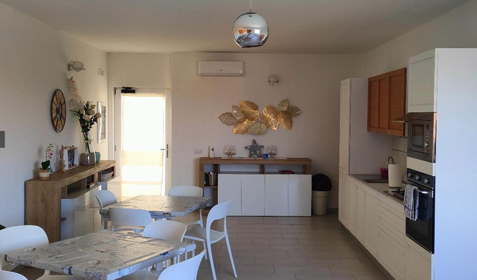 Al Mare Da Francesca Hotel Olbia Bagian luar foto
